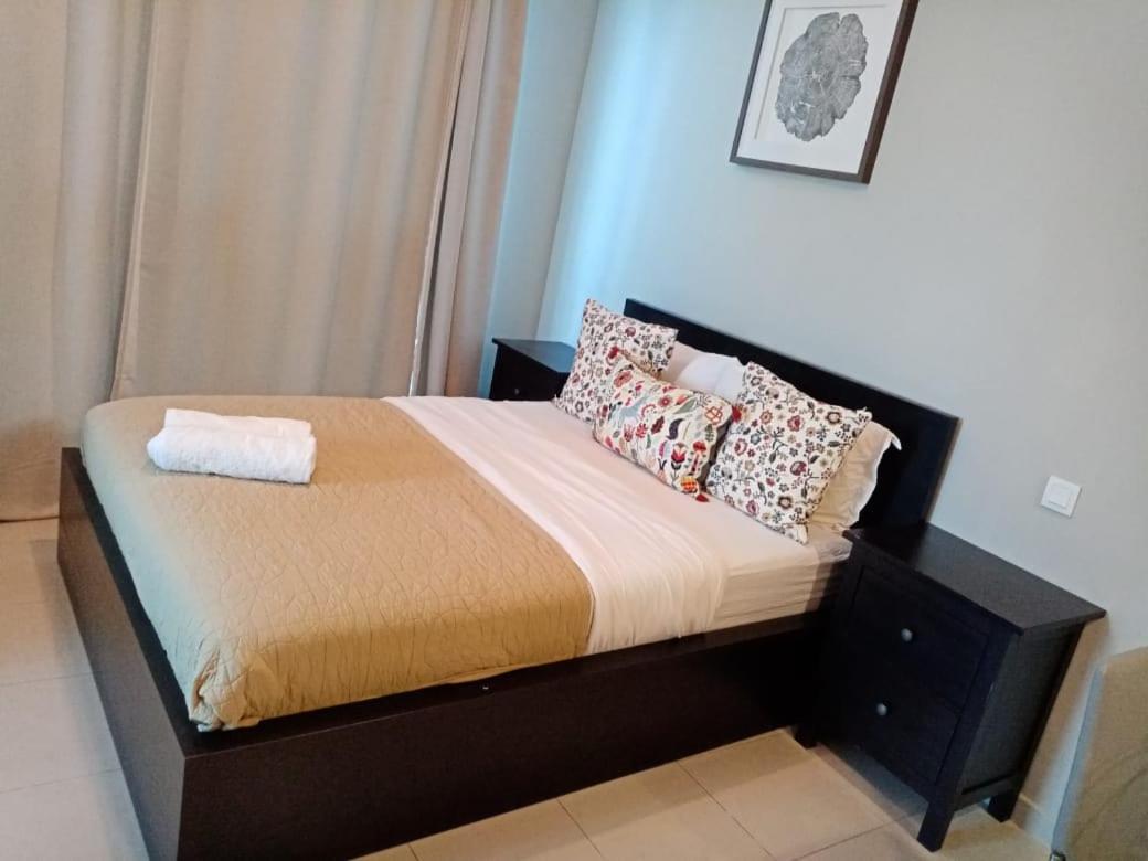 Studio - Bay Central Tower Apartment Dubai Luaran gambar