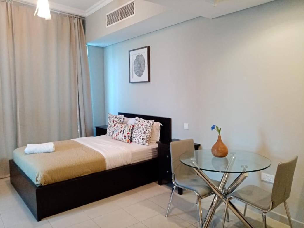 Studio - Bay Central Tower Apartment Dubai Luaran gambar